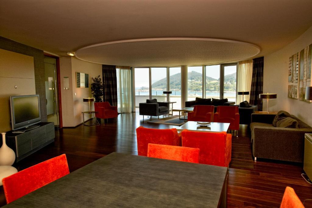 Hotel Ego Вивейро Екстериор снимка
